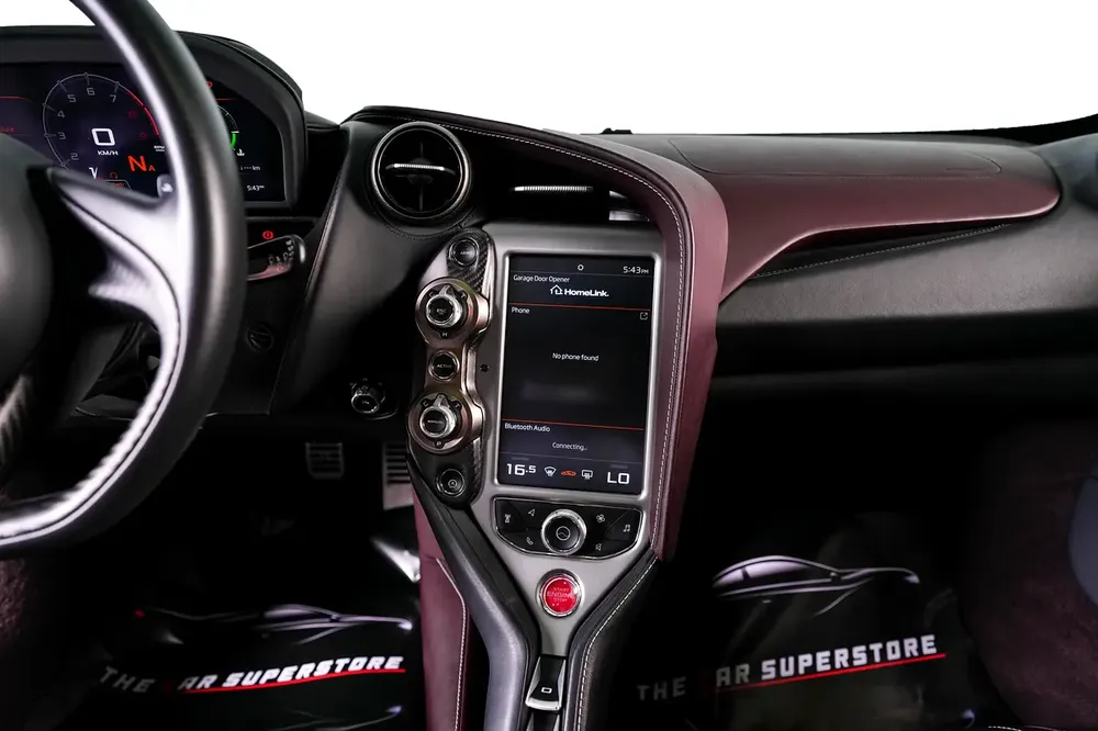 Mclaren 720S-GCC-Launch Edition-MSO Premium Color-Full Service History Mclaren Dubai-Bespoke Order - Image 12
