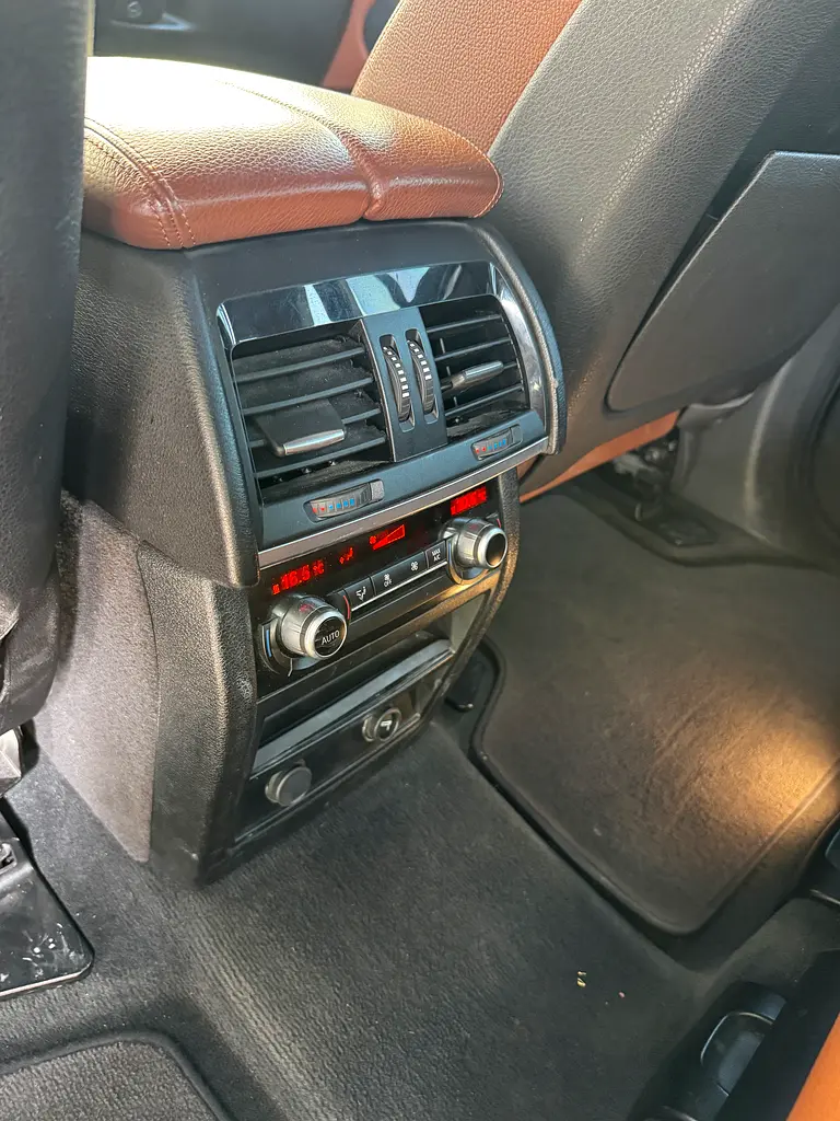 BMW X5 xDrive30i 2016 GCC Specs - Image 10