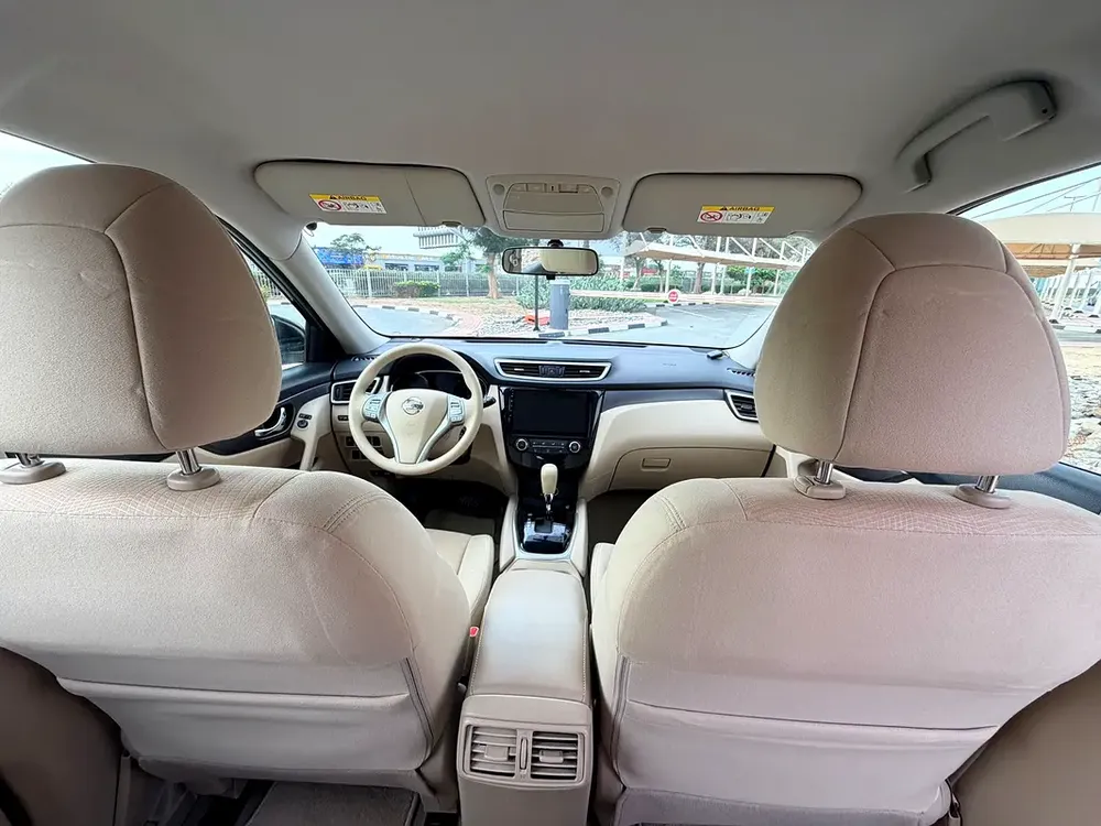 NISSAN X-TRIL GCC SPECS SINGLE OWNER SERVICE HISTORY AVAILABLE - Image 10