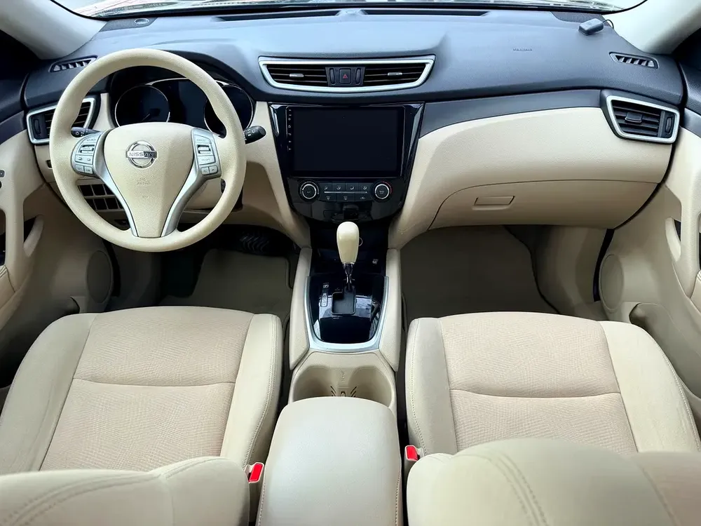 NISSAN X-TRIL GCC SPECS SINGLE OWNER SERVICE HISTORY AVAILABLE - Image 11