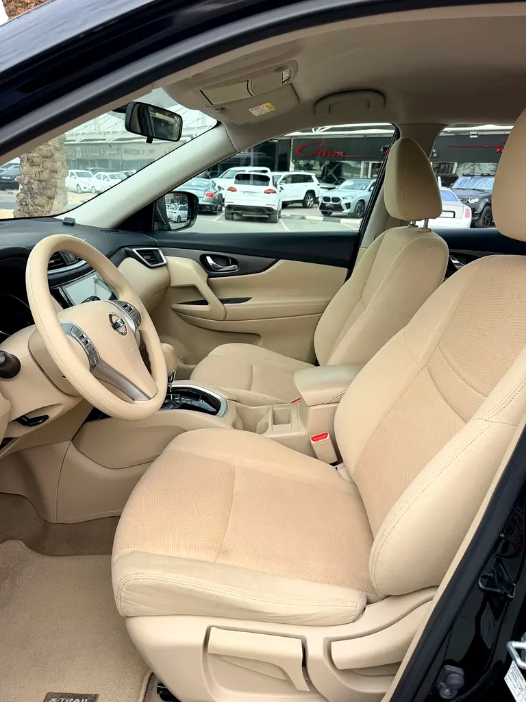 NISSAN X-TRIL GCC SPECS SINGLE OWNER SERVICE HISTORY AVAILABLE - Image 14