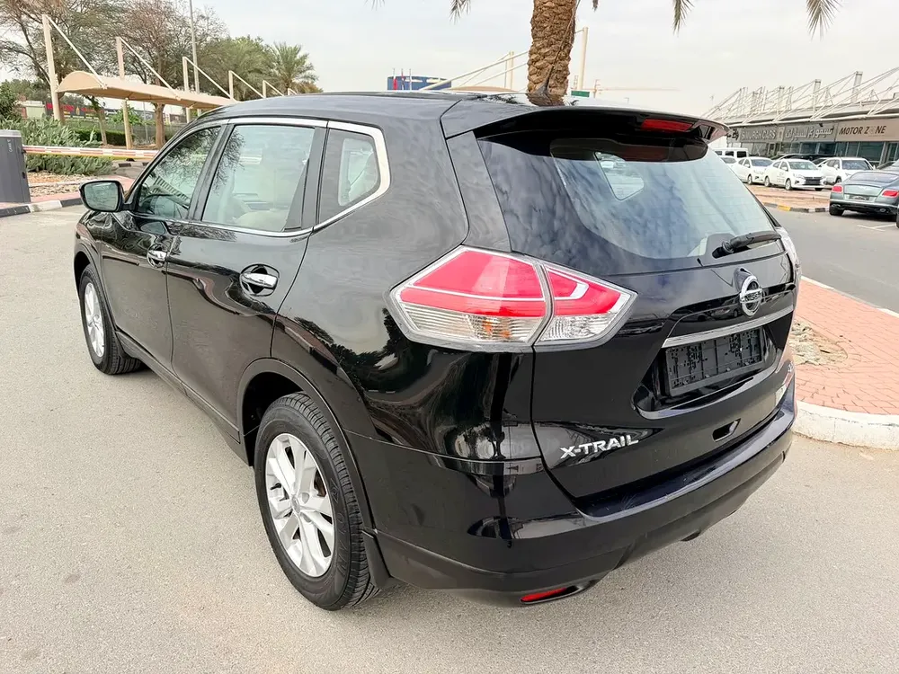 NISSAN X-TRIL GCC SPECS SINGLE OWNER SERVICE HISTORY AVAILABLE - Image 8