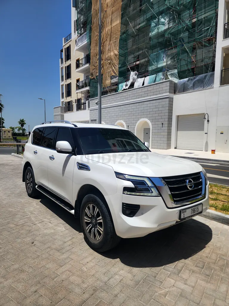 Nissan Patrol LE Titanium 2022, GCC Specs - Pristine Condition - Image 6