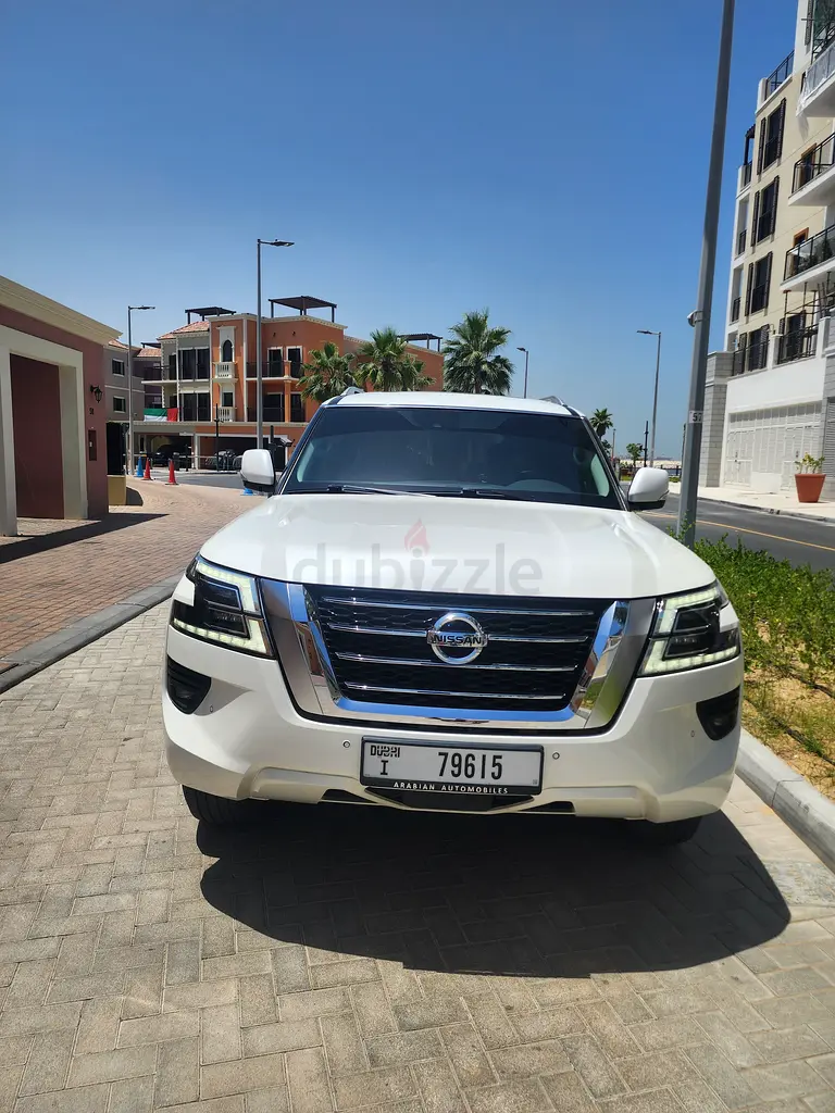 Nissan Patrol LE Titanium 2022, GCC Specs - Pristine Condition - Image 7