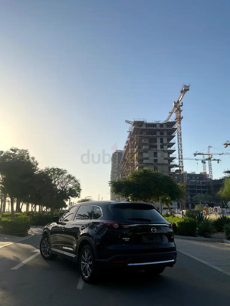 Mazda CX-9 Signature 2020 | GCC Specs | Low Mileage | Full Service History | Super Clean - Image 4
