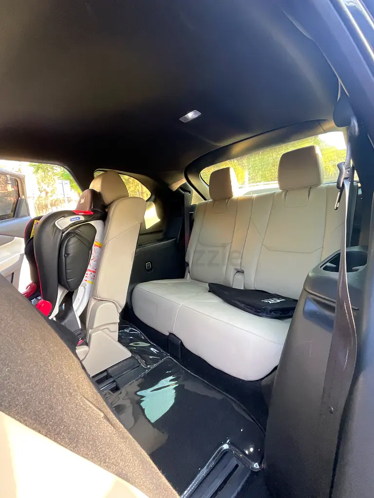 Mazda CX-9 Signature 2020 | GCC Specs | Low Mileage | Full Service History | Super Clean - Image 9
