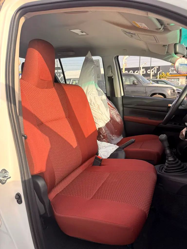 2026 Toyota Hilux Double Cab - GCC Specs - Brand New! - Image 16