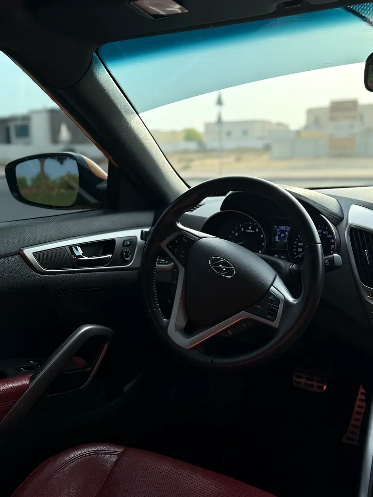 Hyundai Veloster GL 2017 GCC Specs - Excellent Condition! - Image 15