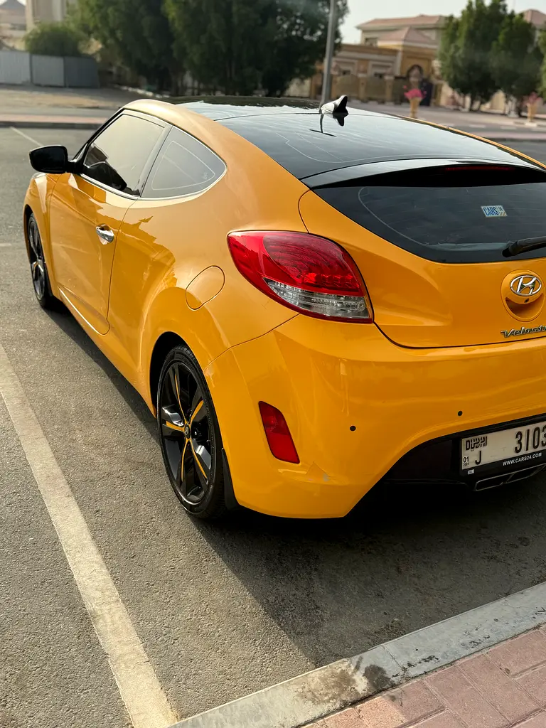 Hyundai Veloster GL 2017 GCC Specs - Excellent Condition! - Image 7