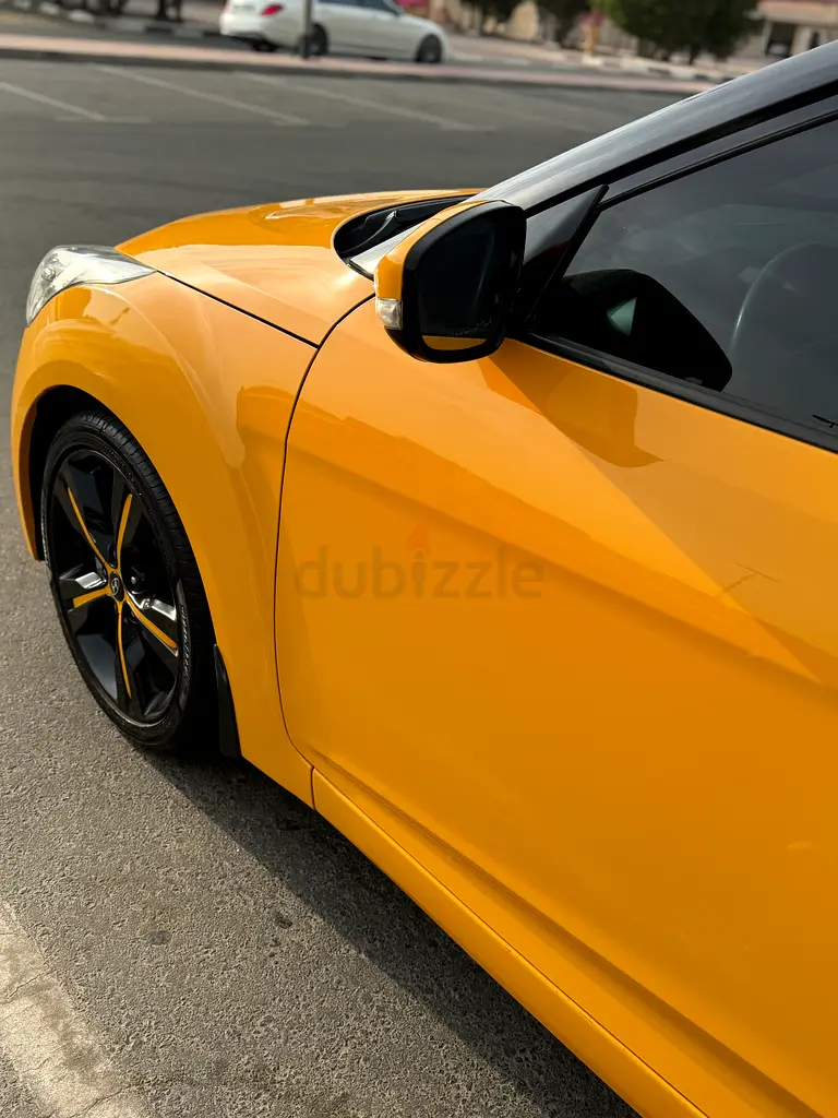 Hyundai Veloster GL 2017 GCC Specs - Excellent Condition! - Image 8