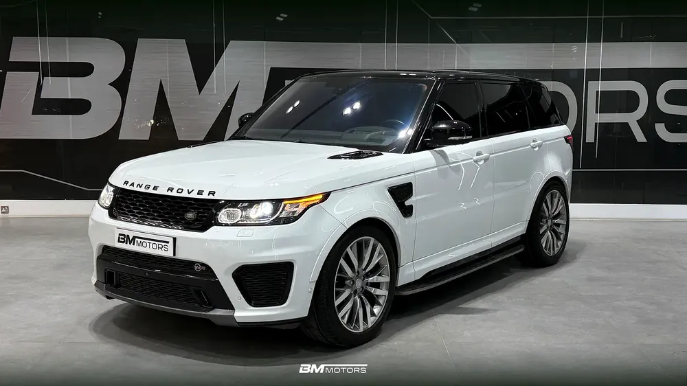 Land Rover Range Rover Sport SVR 2016 - GCC Specs - Image 20