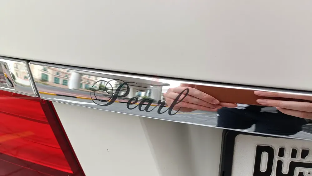 BMW 750Li Individual Pearl Edition – Facelift (Phase 2) - Image 12