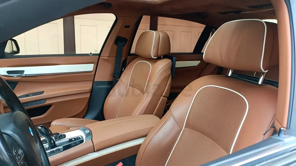 BMW 750Li Individual Pearl Edition – Facelift (Phase 2) - Image 7