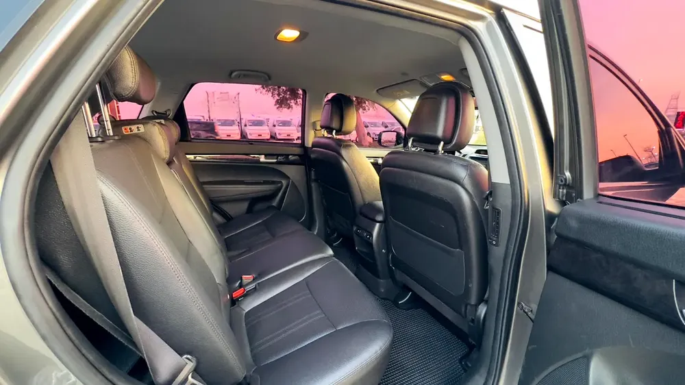 Kia Sorento 2014 -Korean Specs - 2.0L Diesel - Image 9