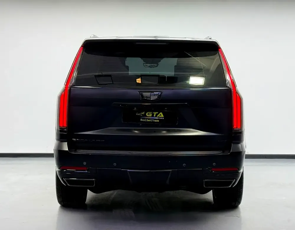 2025 Cadillac Escalade Sport Platinum, 2030 Cadillac Warranty + Service Pack, Very Low Km, GCC - Image 5