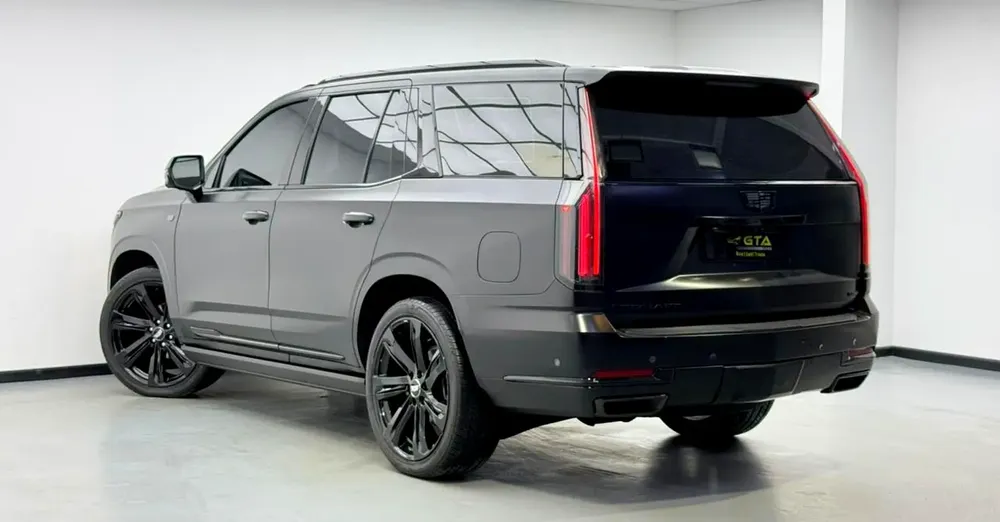 2025 Cadillac Escalade Sport Platinum, 2030 Cadillac Warranty + Service Pack, Very Low Km, GCC - Image 6