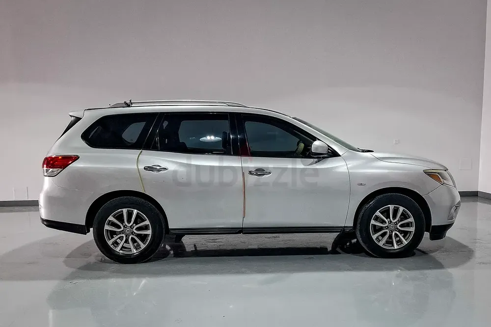 Inspected Car | 2014 Nissan Pathfinder  | GCC Specs | Ref#444220 - Image 4