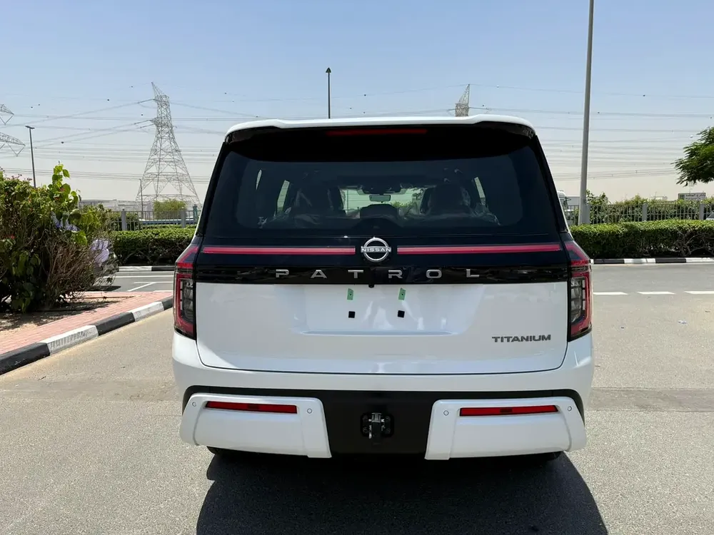 Nissan Patrol LE Titanium 2026 GCC Specs - Image 4