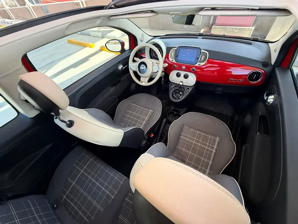 2020 FIAT 500 CONVERTIBLE  | GCC SPECS | FULL SERVICE HISTORY | NO ACCIDENTS | ORIGINAL PAINT - Image 13