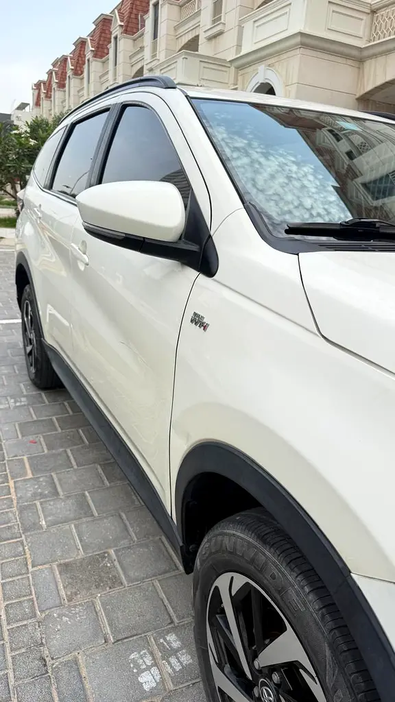 Toyota Rush EX 2023 GCC Specs - Excellent Condition - Image 4