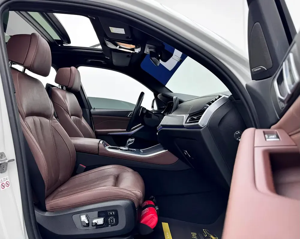 2021 BMW X5 xDrive40i M-Sport Hamann Kit, BMW Warranty, BMW Service History, GCC - Image 12