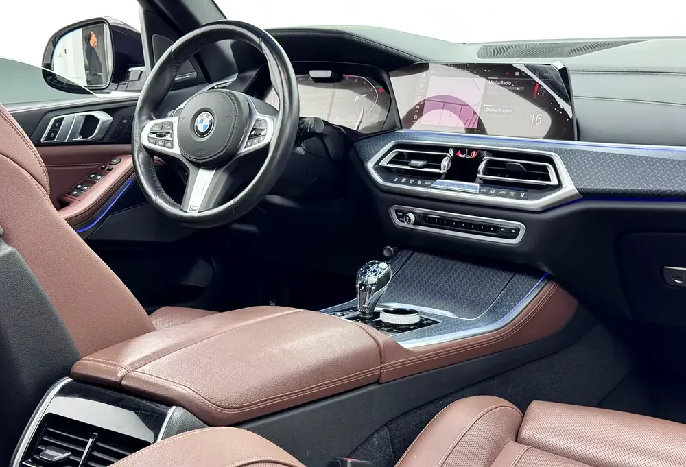 2021 BMW X5 xDrive40i M-Sport Hamann Kit, BMW Warranty, BMW Service History, GCC - Image 14