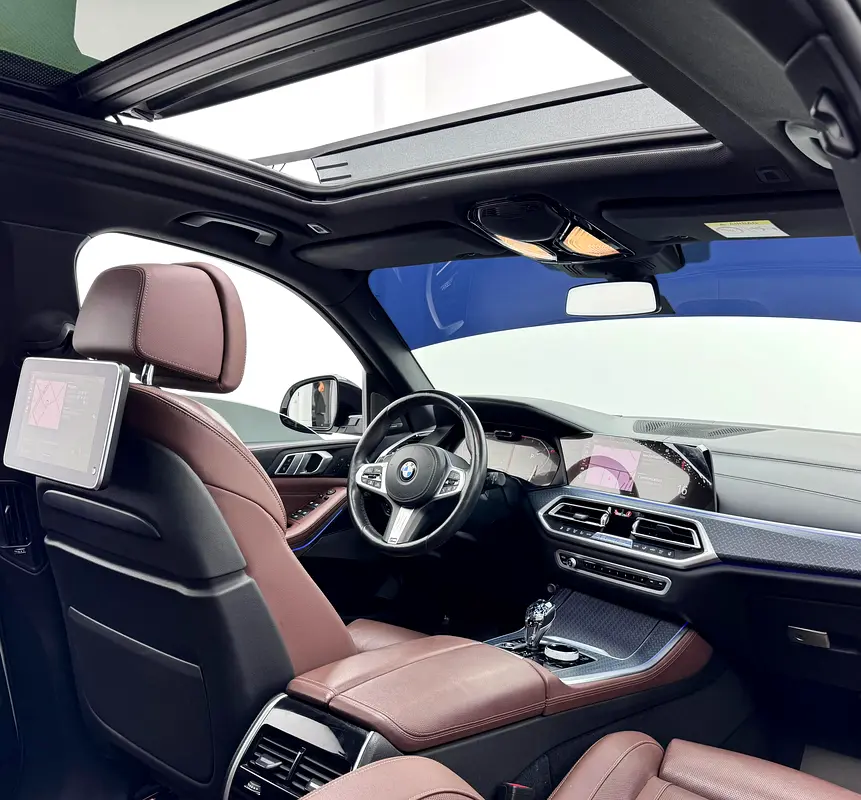 2021 BMW X5 xDrive40i M-Sport Hamann Kit, BMW Warranty, BMW Service History, GCC - Image 15