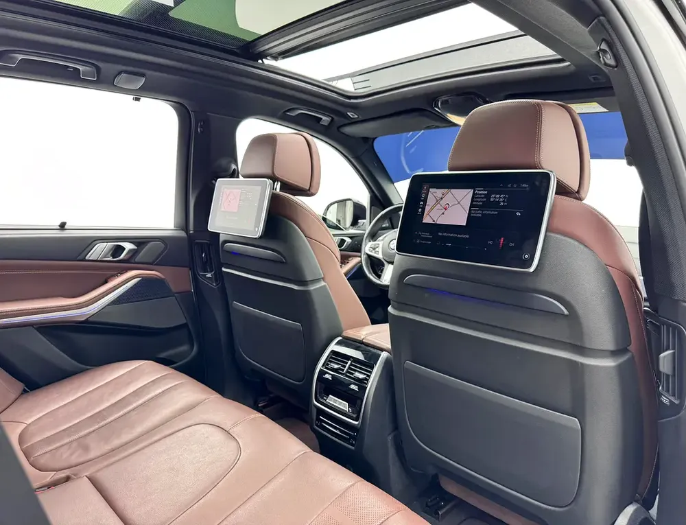 2021 BMW X5 xDrive40i M-Sport Hamann Kit, BMW Warranty, BMW Service History, GCC - Image 16