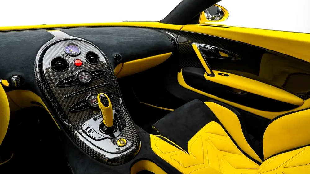 Bugatti Veyron Oakley Design - 1 of 1 - 2008 - GCC - Image 10