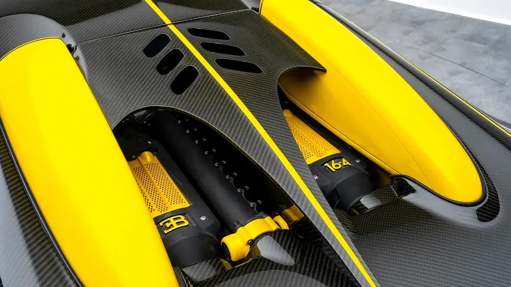 Bugatti Veyron Oakley Design - 1 of 1 - 2008 - GCC - Image 16