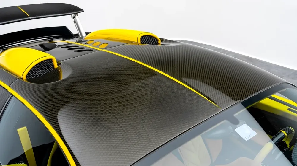 Bugatti Veyron Oakley Design - 1 of 1 - 2008 - GCC - Image 7