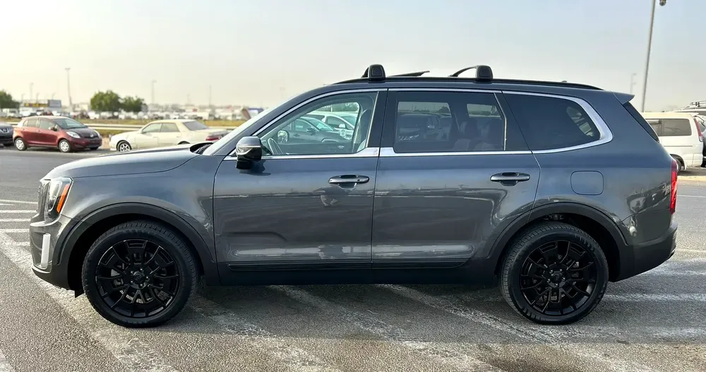 2021 Kia Telluride SX AWD  4x4 Black Edition Full Option 3.8L V6 - Electric Seats - Panoramic 360° V - Image 4