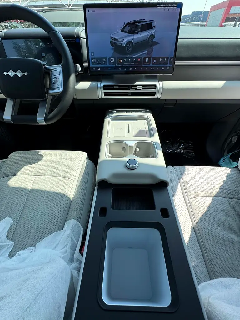 Brand New 2025 BYD Leopard Titanium 7 4WD Ultra - Chinese Specs - Image 15