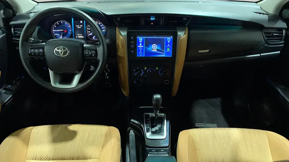 AED 1,351/m | 0 DP | Free 3 Months Warranty | Service History | 30 Day Return | TOYOTA FORTUNER 2023 - Image 8