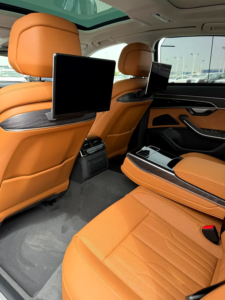 2026 Audi A8L quattro GCC Specs - Brand New - Image 11