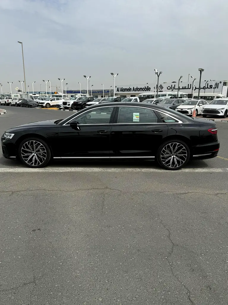 2026 Audi A8L quattro GCC Specs - Brand New - Image 7