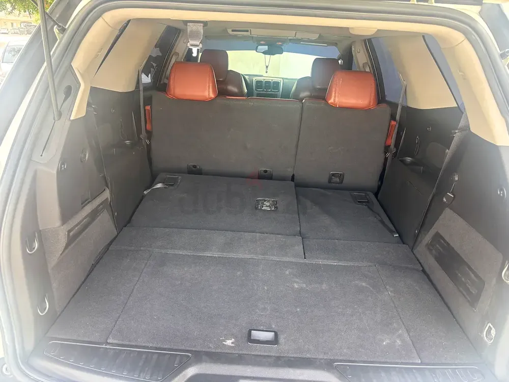 GMC Acadia 2009 | GCC | Well Maintained | Luxury - Image 5