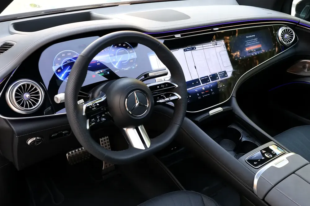 2023 Mercedes-Benz EQS 450 4MATIC | GCC Specs | Pristine Condition - Image 14