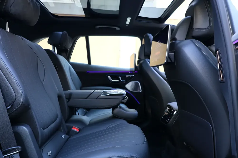 2023 Mercedes-Benz EQS 450 4MATIC | GCC Specs | Pristine Condition - Image 18