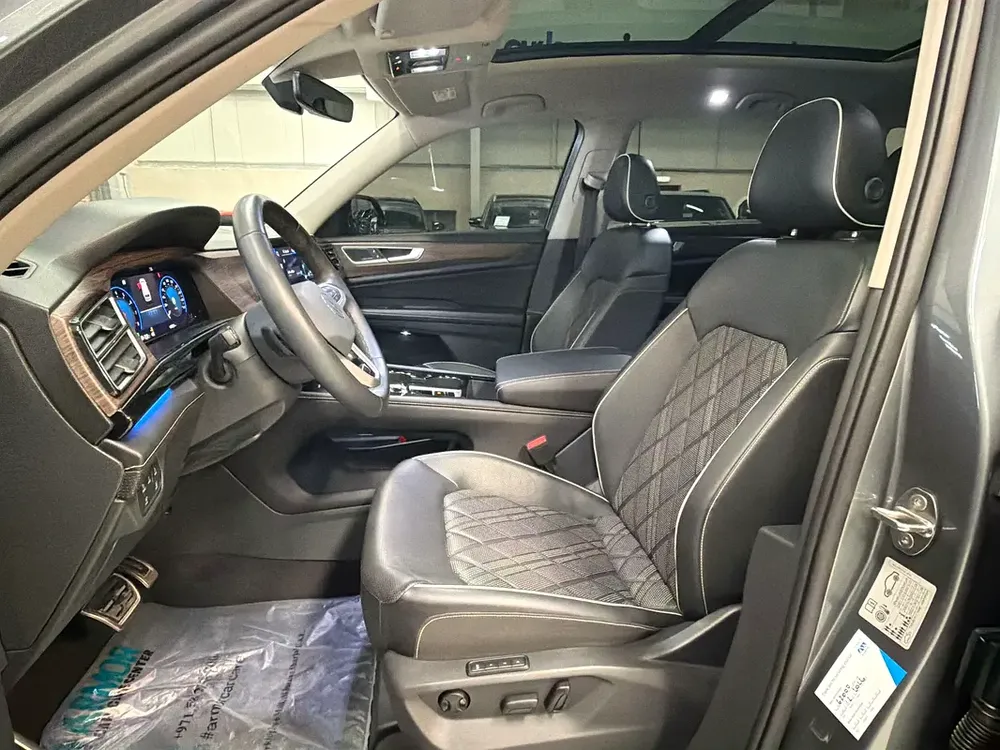 2,536 AED / Month | 0% DP AVAIL | TERAMONT R-Line | LONG VW WARRANTY AND SERVICE PACK - Image 11