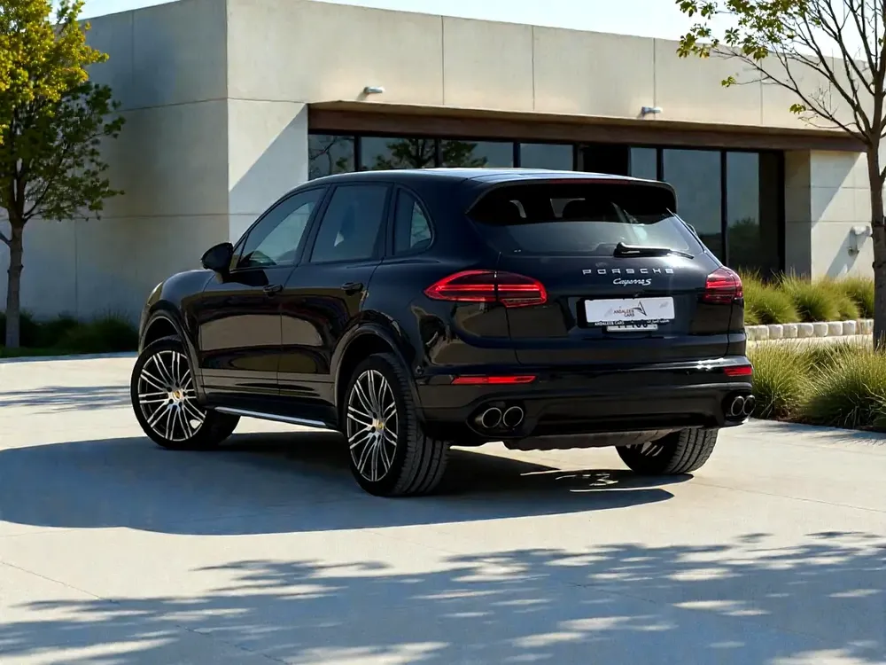 AED 3,200 P.M | 0% DOWN PAYMENT | PORSCHE CAYENNE S 3.6L V6 – 420 BHP | 2017 | GCC SPECS - Image 5