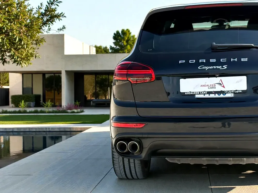 AED 3,200 P.M | 0% DOWN PAYMENT | PORSCHE CAYENNE S 3.6L V6 – 420 BHP | 2017 | GCC SPECS - Image 9