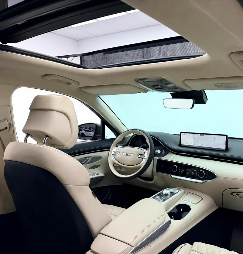 2023 Genesis GV70 Premium, 5 Years Genesis Warranty + Service Pack, Excellent Condition, GCC - Image 12