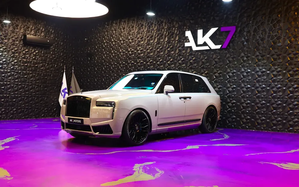 Rolls-Royce Cullinan Black Badge 2019 - GCC/Other Specs - Image 19