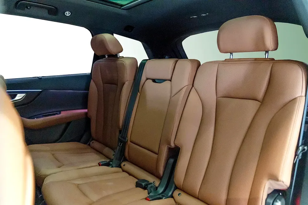 Audi Q7 55 TFSI quattro - 2023 - Image 8