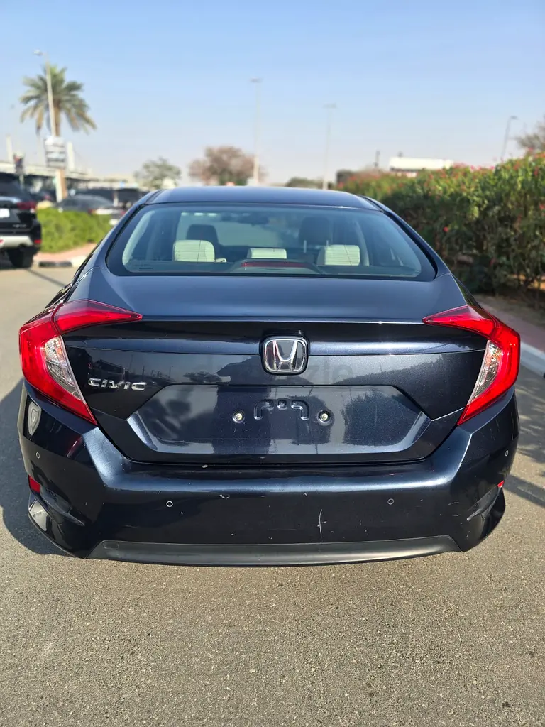 Honda Civic 2016 GCC Specs - Reliable and Efficient - Image 7