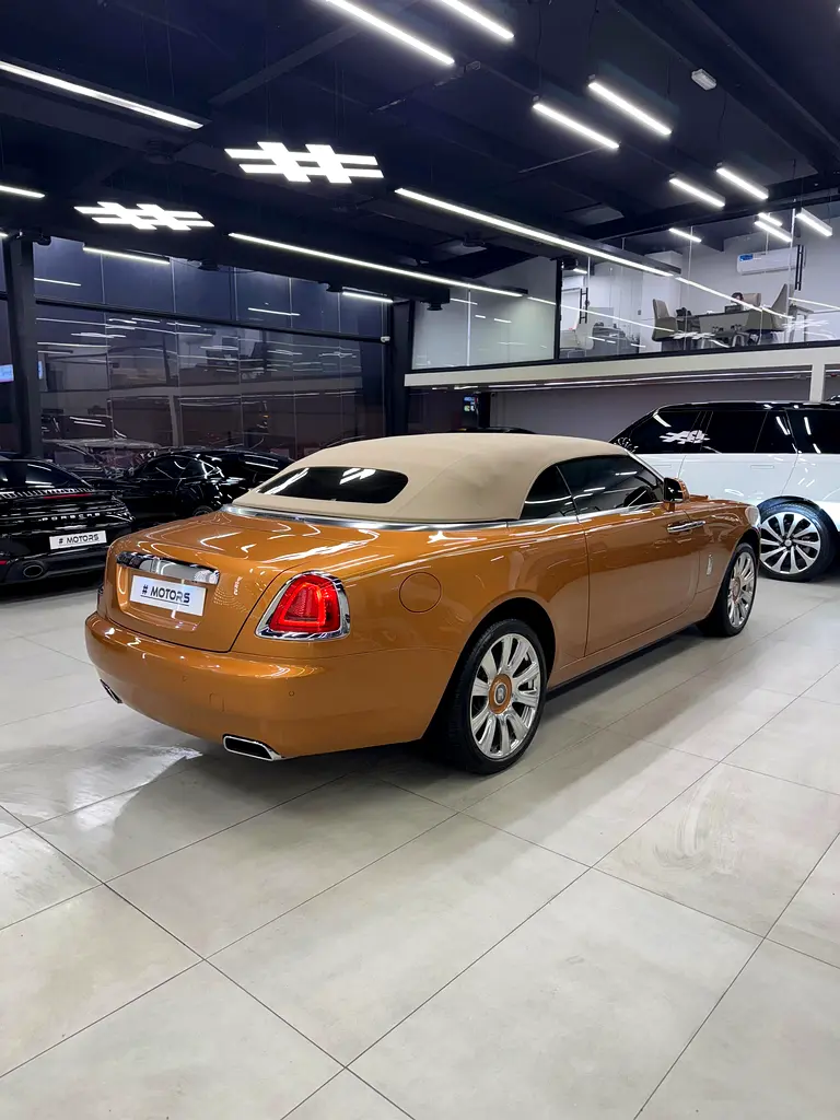 Rolls Royce Dawn - Image 10