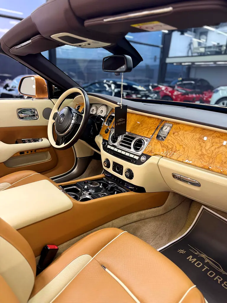 Rolls Royce Dawn - Image 14