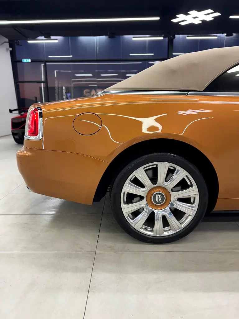 Rolls Royce Dawn - Image 19