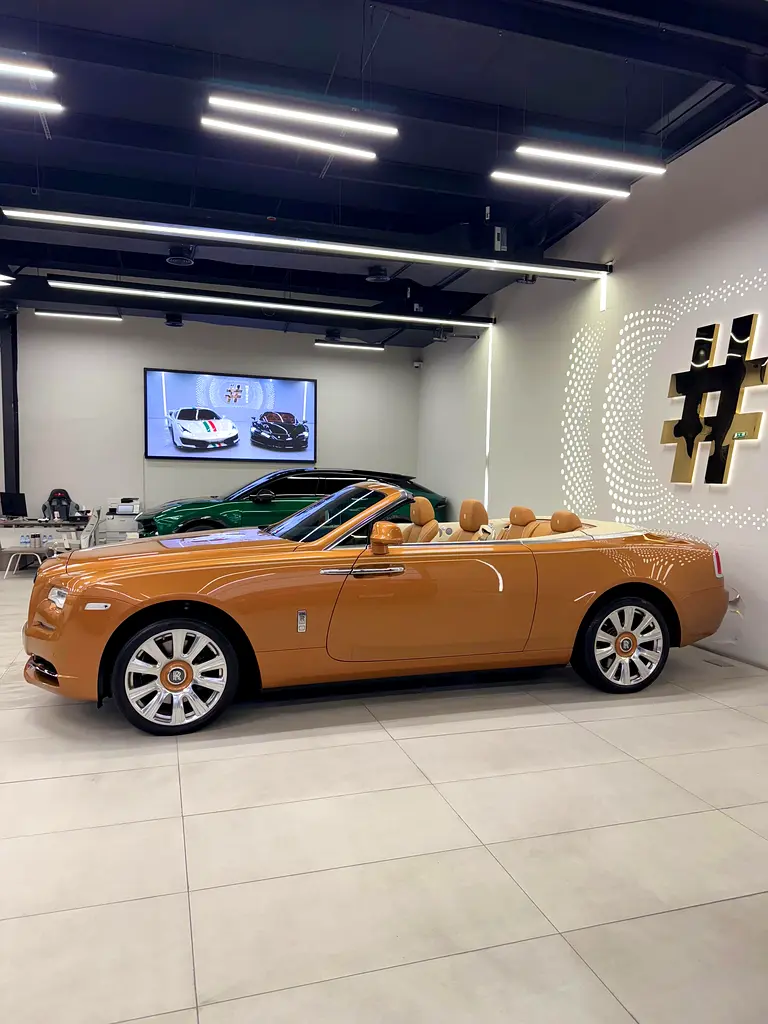Rolls Royce Dawn - Image 4